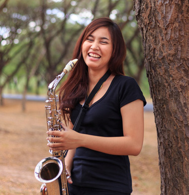 sax girl
